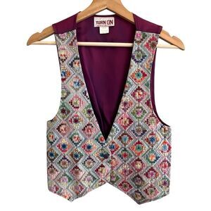 Vintage Womens Embroidered Boho Vest Size M Artsy Cottage Hippie Grannycore